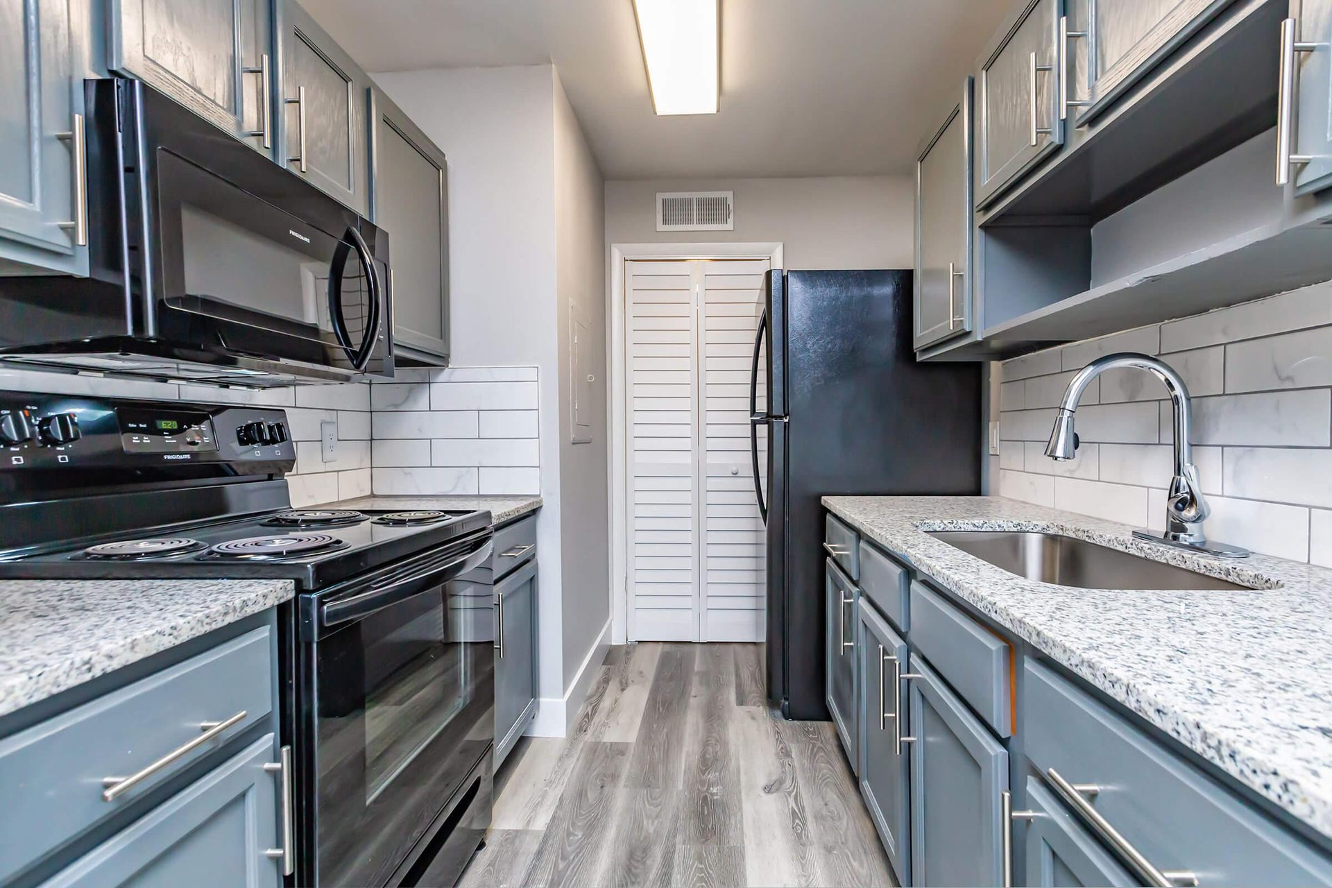 Tampa Apartment: 7702 Rivergate Dr