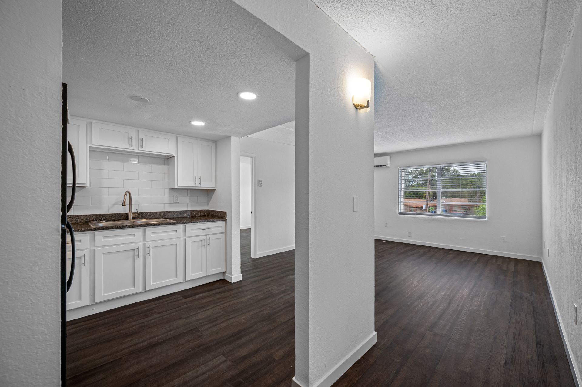 Tampa Apartment: 14350 Hensel Lane
