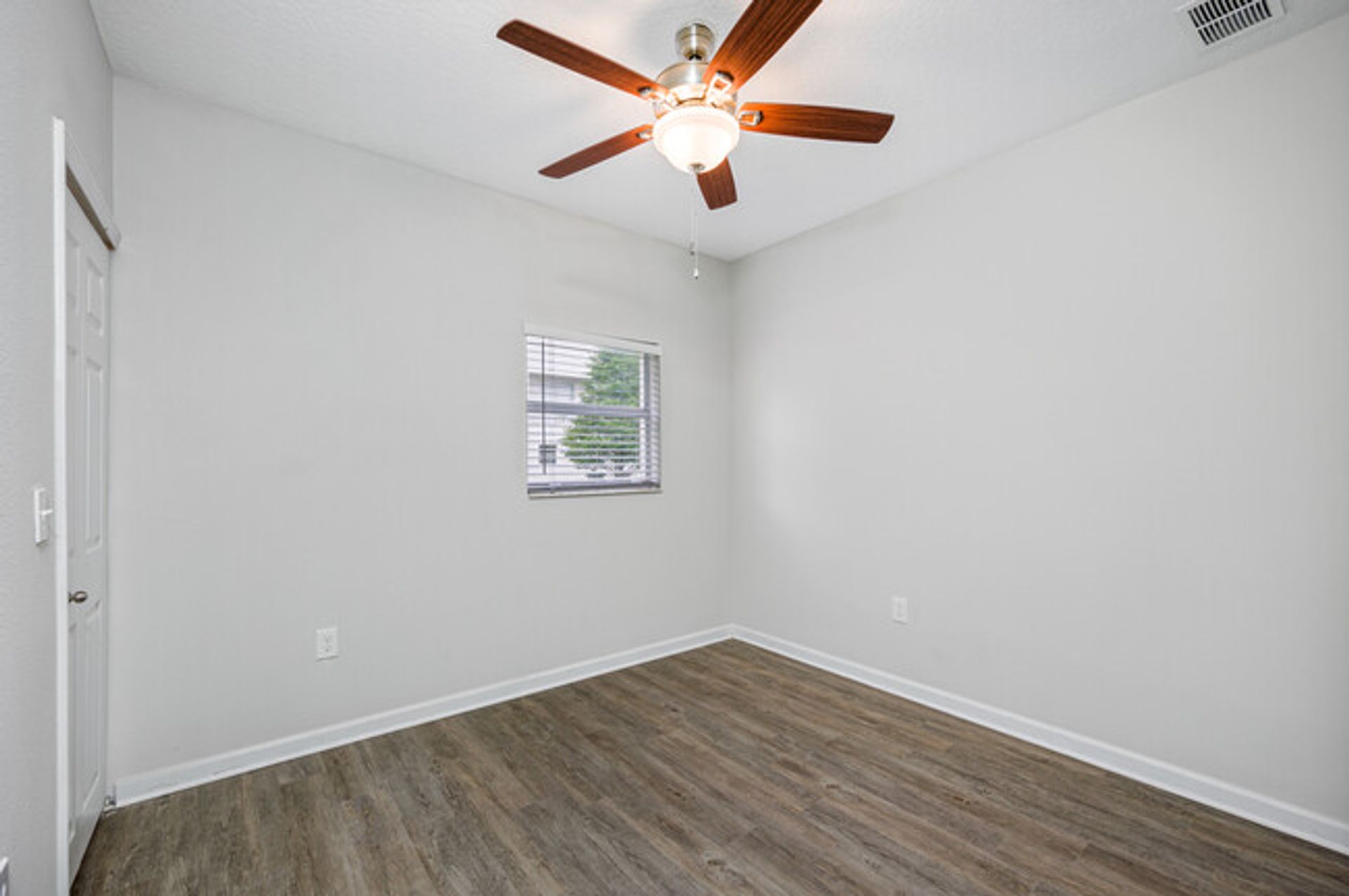 Town Park Villas 7 of 12