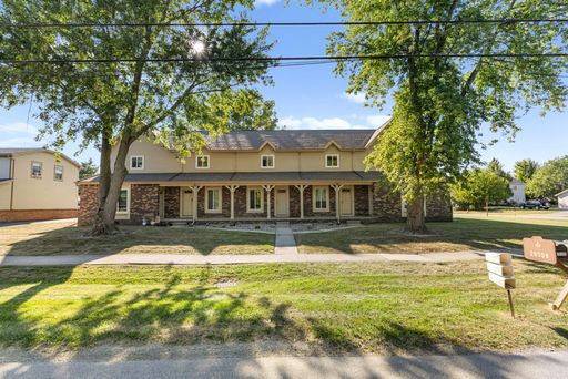 JK Townhomes - 2 Bedroom, 1.5 Bathroom - End Unit – photo 1