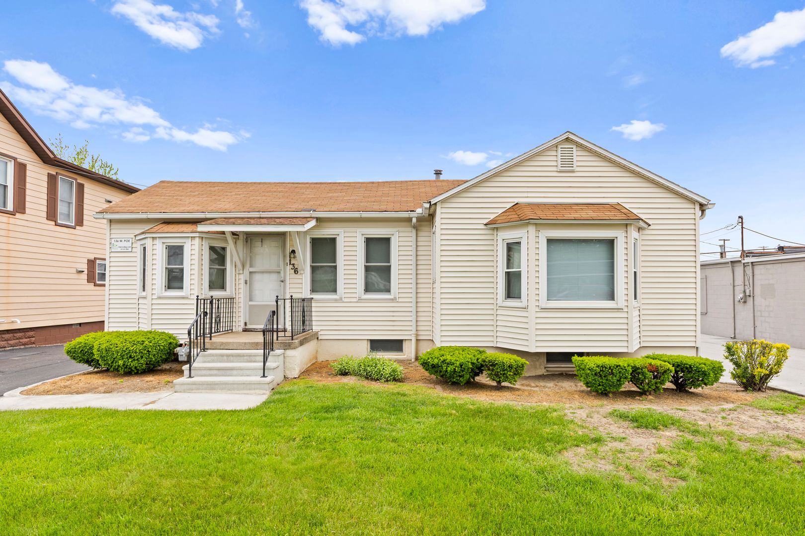 Moe &quot;on Poe&quot; Ankney