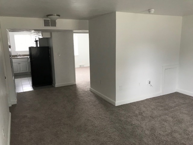 Salem Apartment: 231 Chestnut St