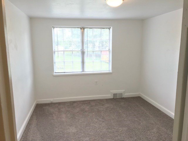 Salem Apartment: 231 Chestnut St