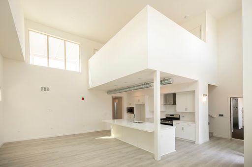 The Flats At The Mill - Scenic Living Meets Contemporary Technology Near Downtown – photo 1