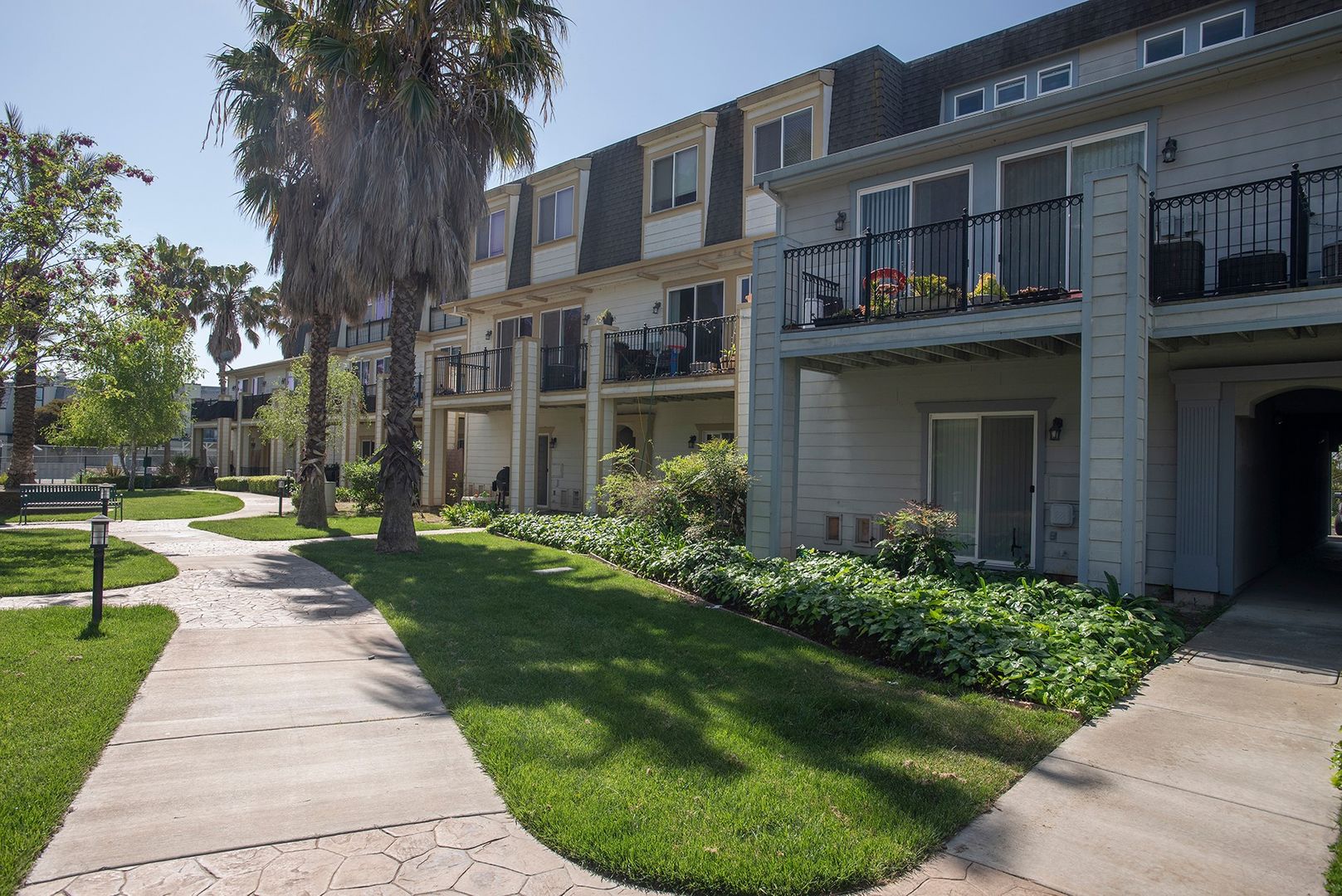Oakley Apartment: 2501-3608 Mariner Road