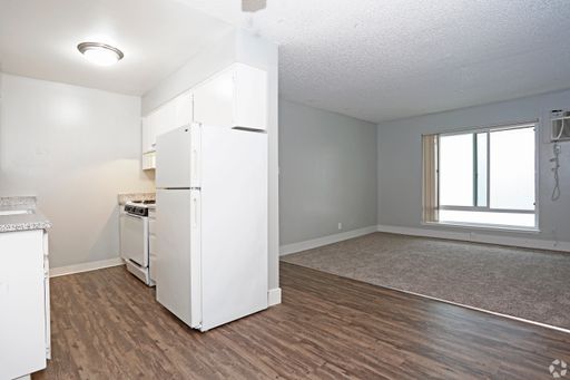 Experience the Tranquil Charm of Fair Oaks Living- 2 WEEKS FREE! – photo 1