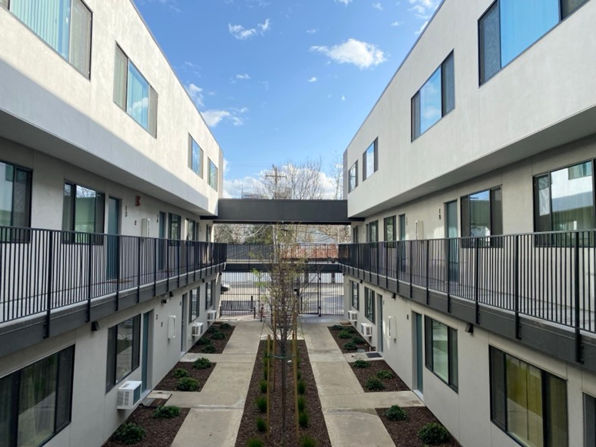 Sacramento Apartment: 1220 E Street, #6