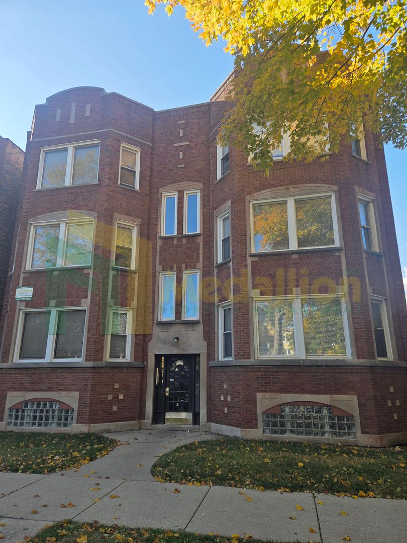 Chicago Apartment: 8330-32 S Maryland Ave