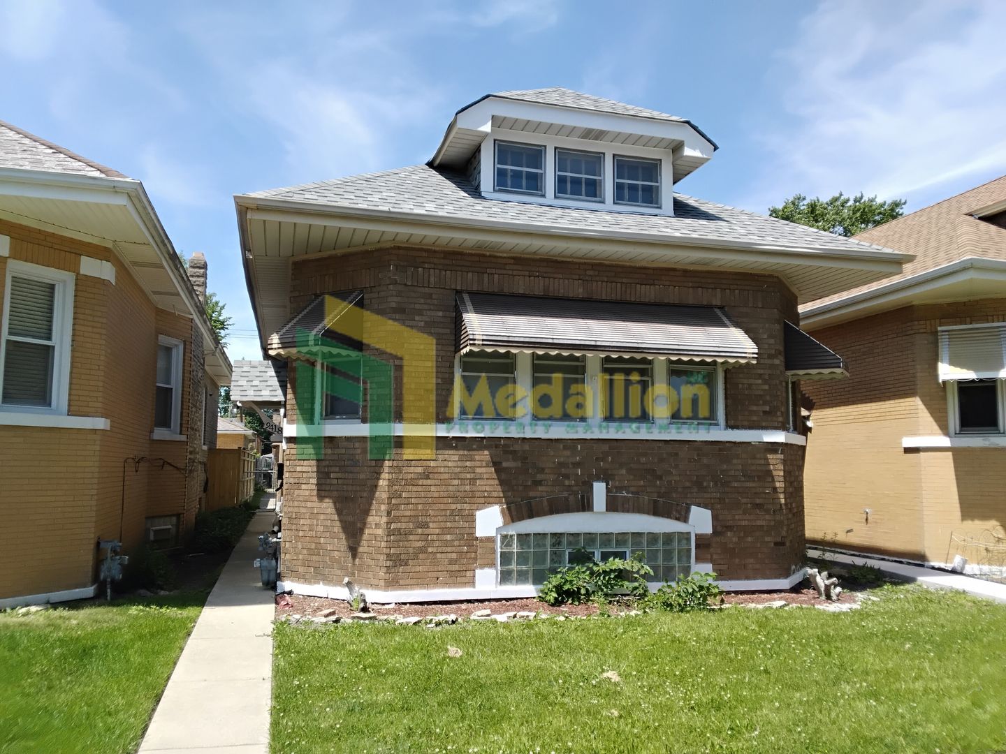 Chicago House: 9418 S Ada St