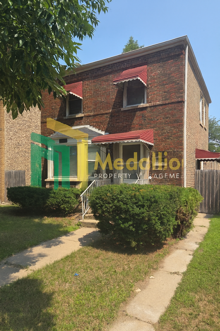 Chicago House: 8509 S Yates Blvd