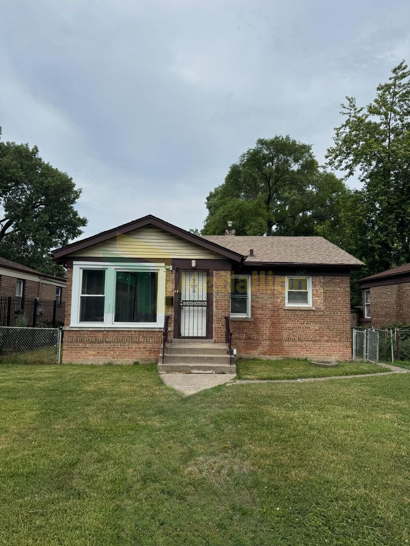 Chicago House: 12210 S Ada St