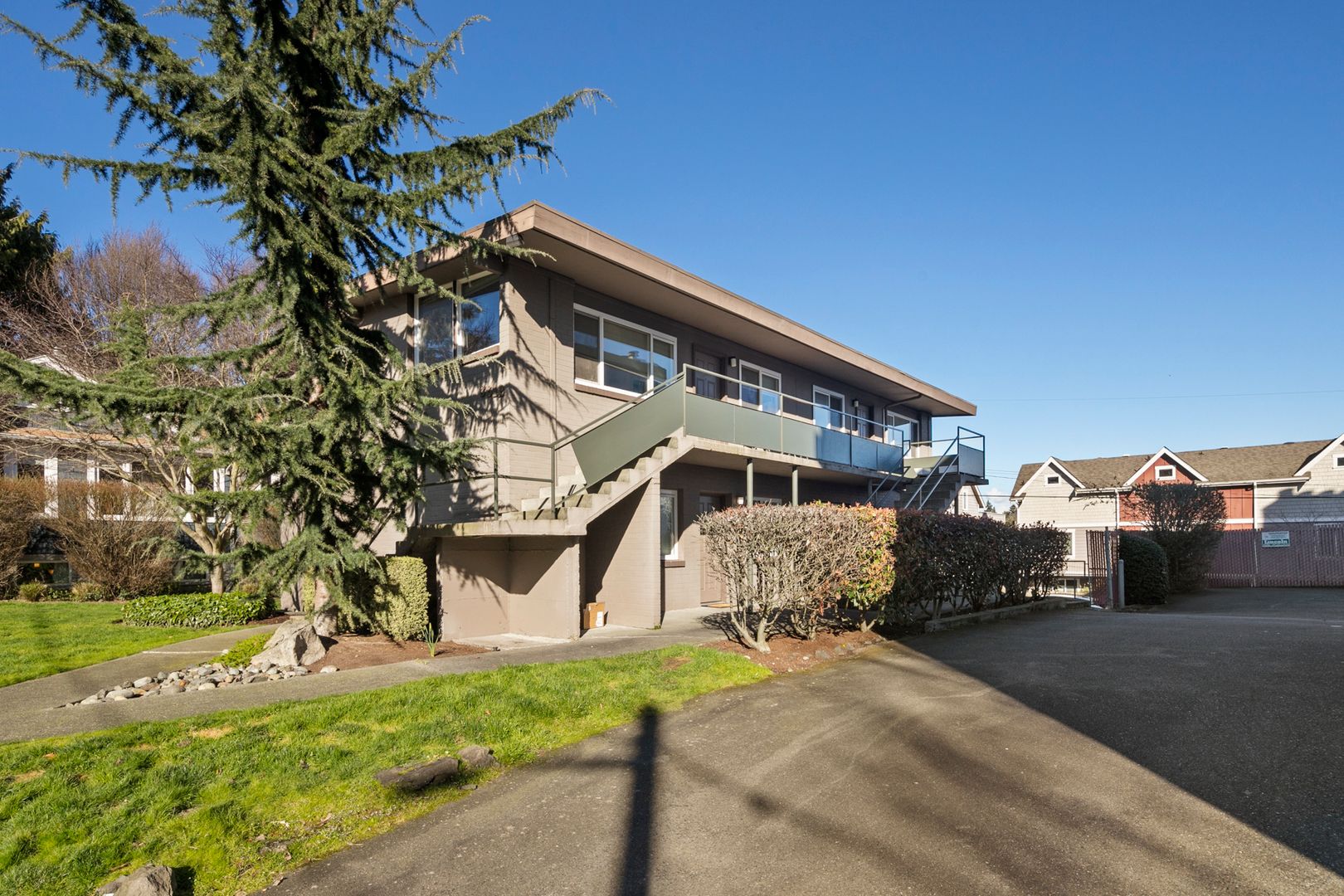 Seattle Apartment: 3612 Whitman Ave N