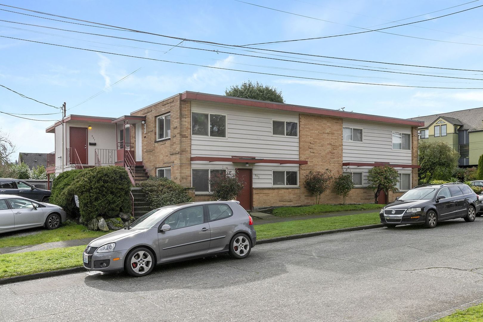 Seattle Apartment: 7016 Linden Ave N