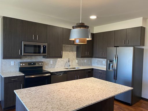 2 Bedroom 2 Bath Luxury Apartment