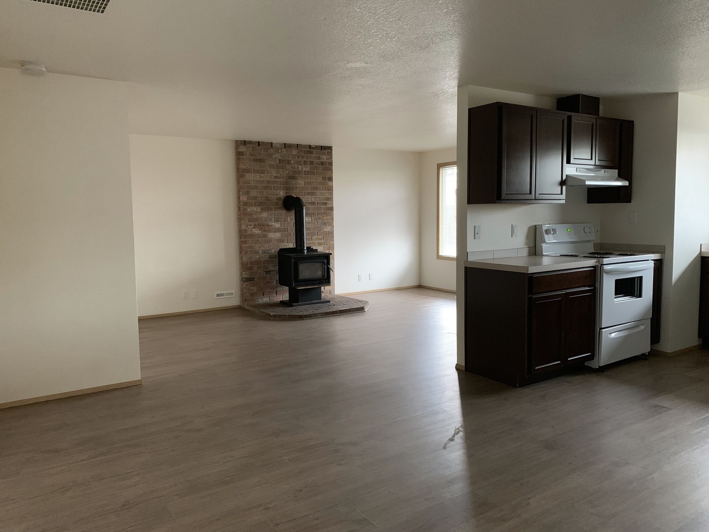 Beaverton House: 900 SW 179th Avenue