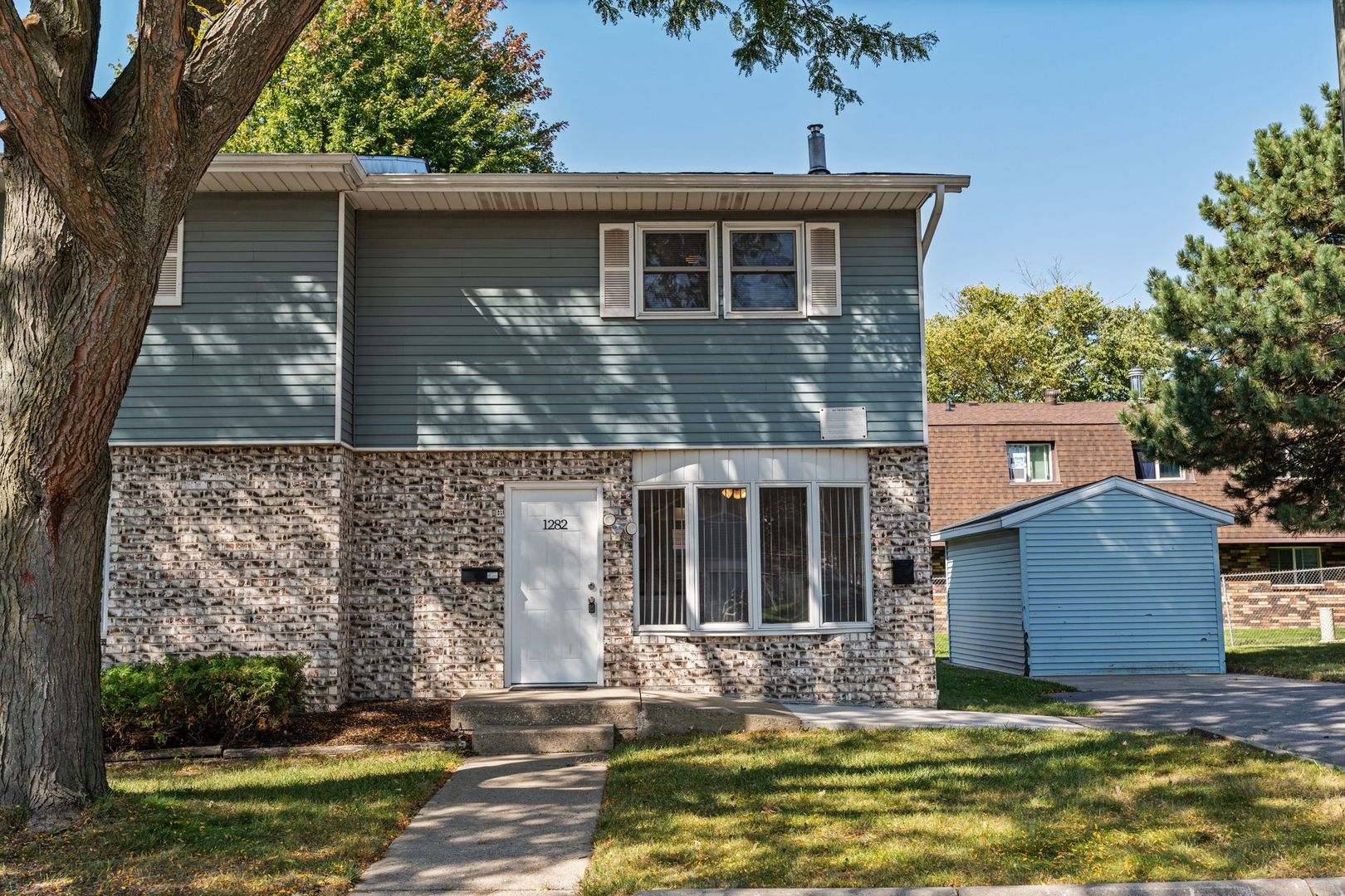 Sun Prairie Apartment: 1224-1298 Sunfield