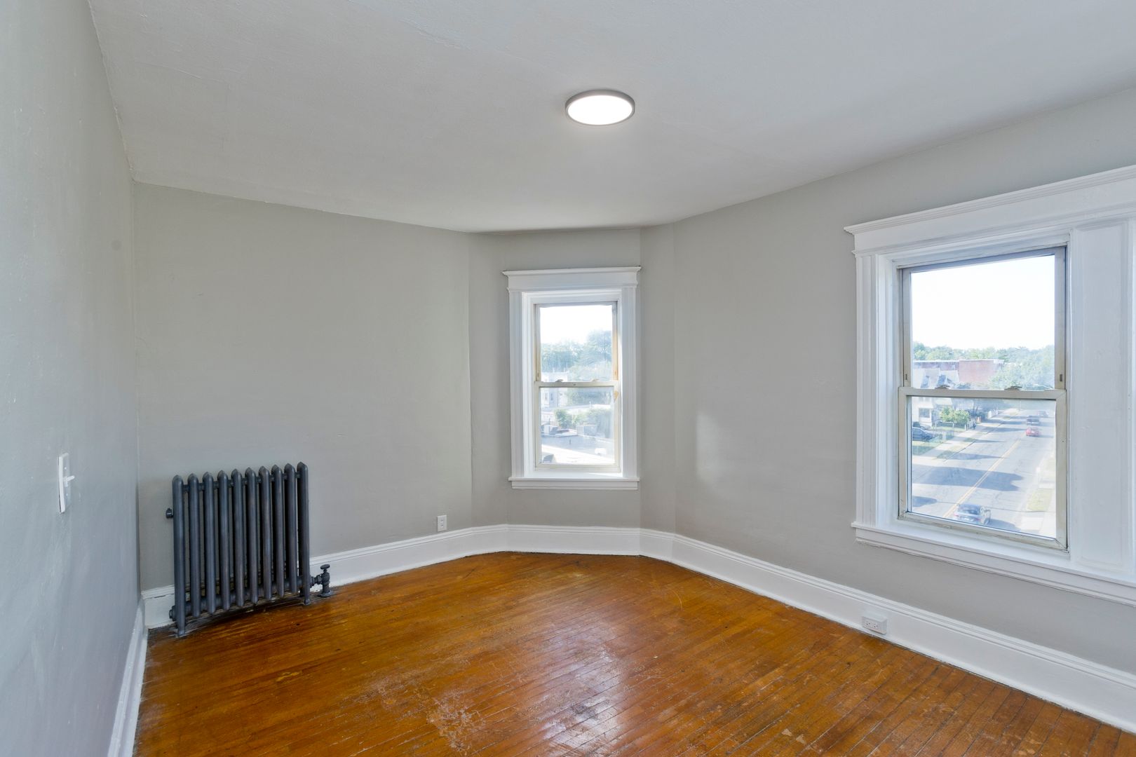 Springfield Apartment: 199-203 Dickinson St.