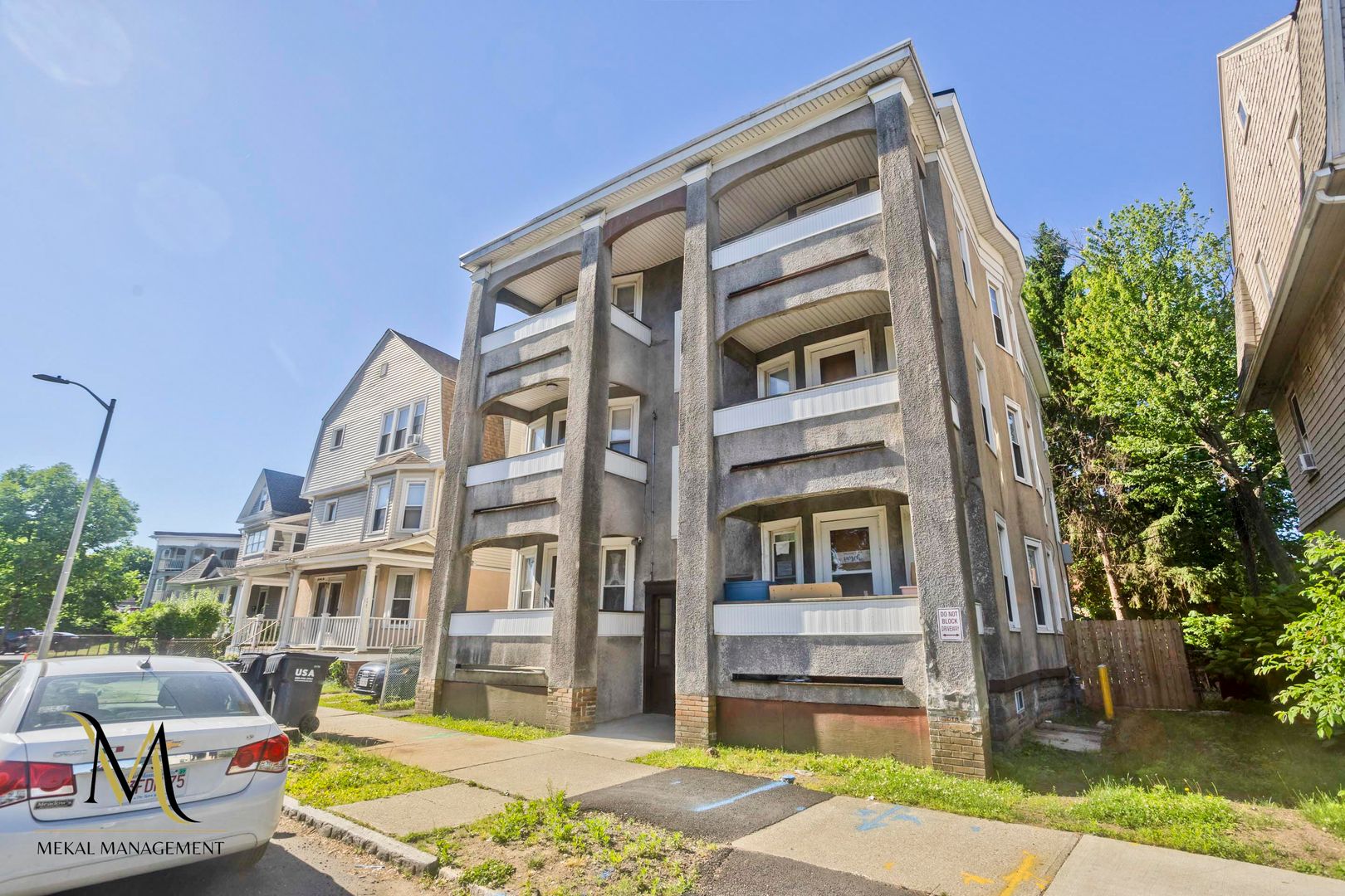 Springfield Apartment: 638 Belmont Ave