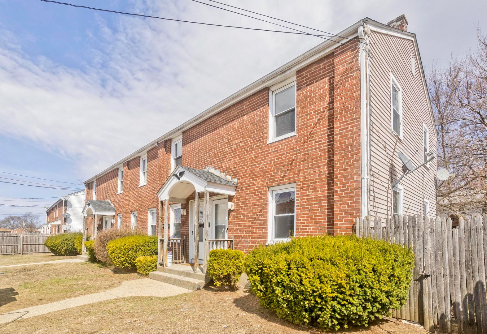 Springfield Apartment: 11 Putnam Cir