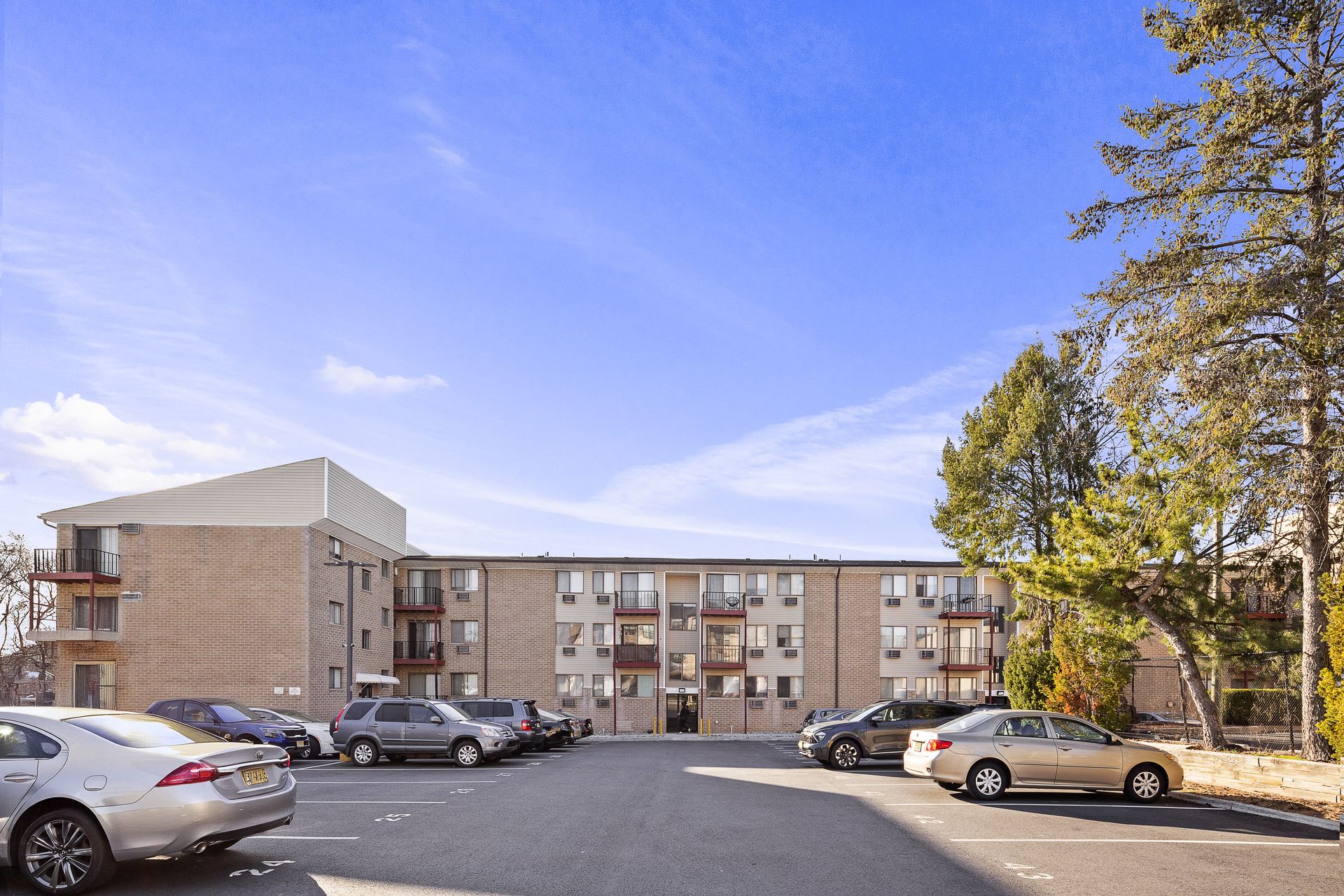 Nutley Apartment: 3 Tremont Pl