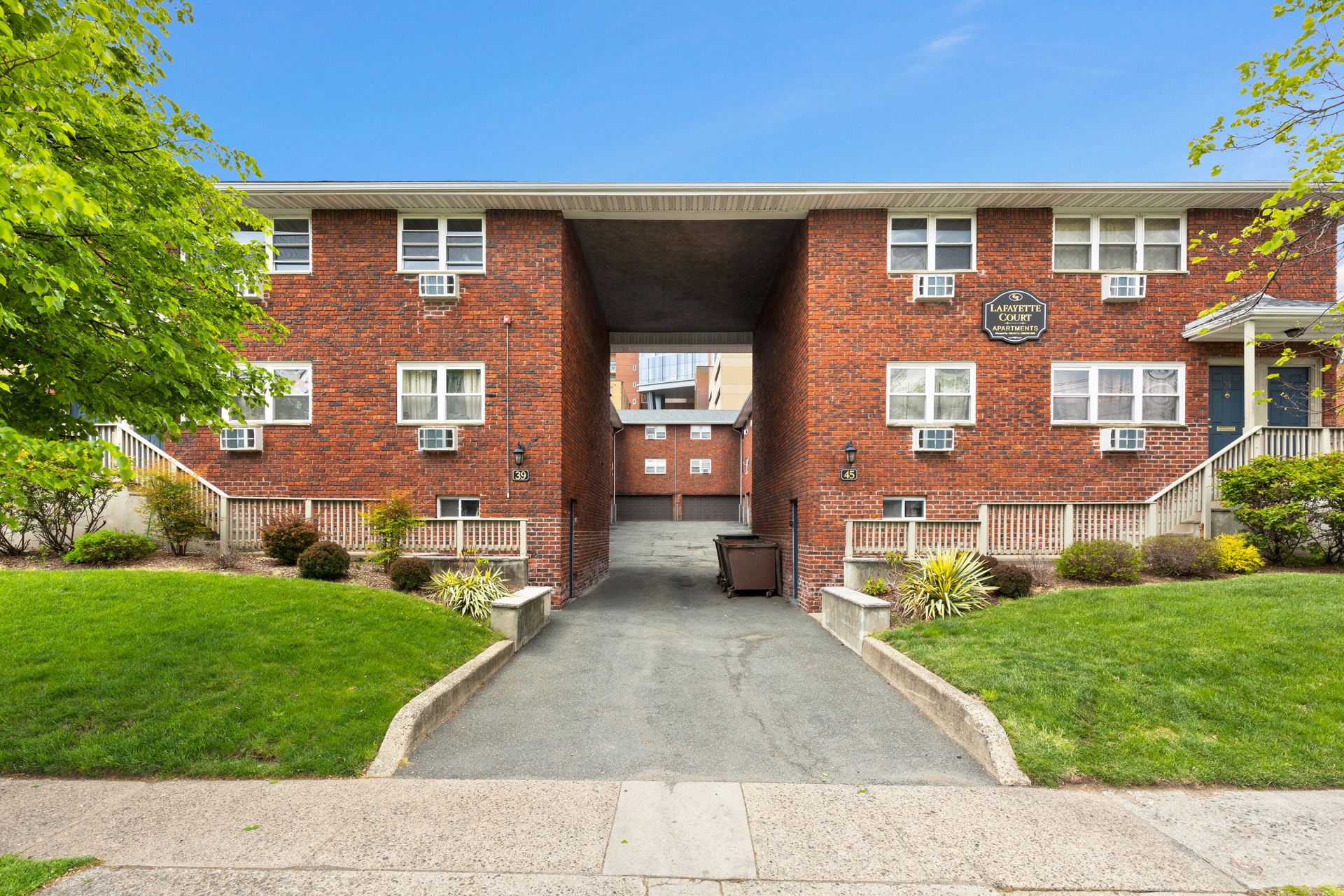 Hackensack Apartment: 39 First St