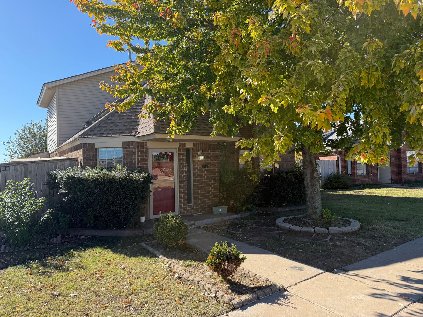 Moore House: 1404 SW 22nd ST