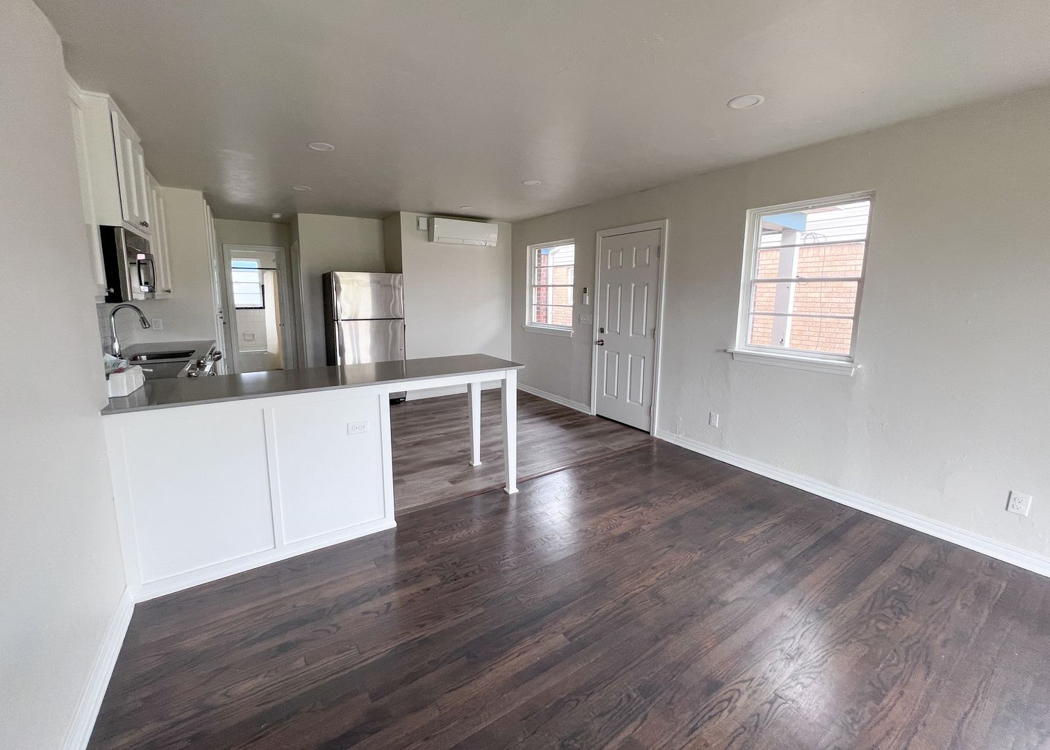 Oklahoma City House: 221 NE 26th, Apt B