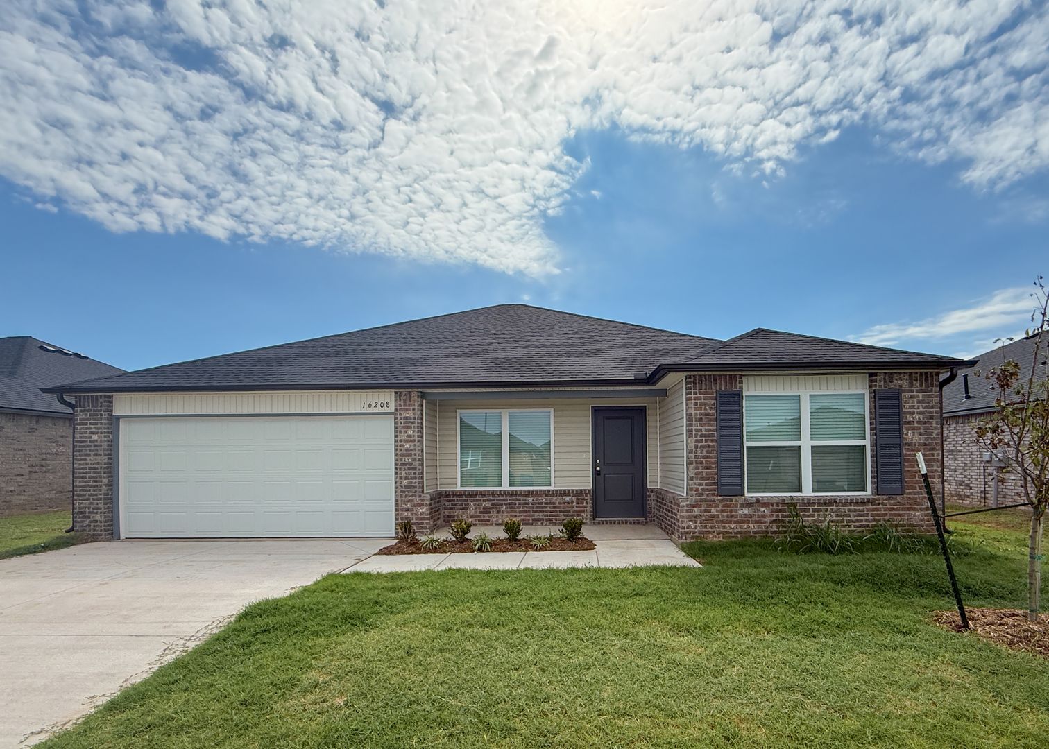 Piedmont House: 16208 Lovers Lane