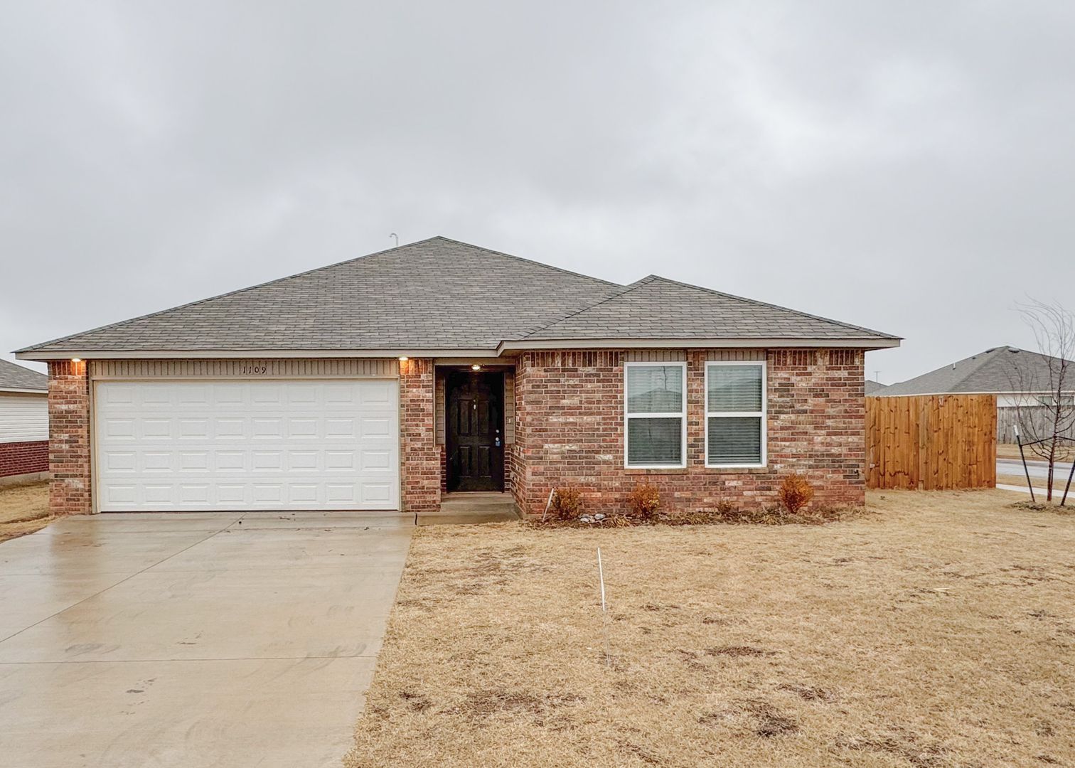 Mustang House: 1109 S Appaloosa Lane