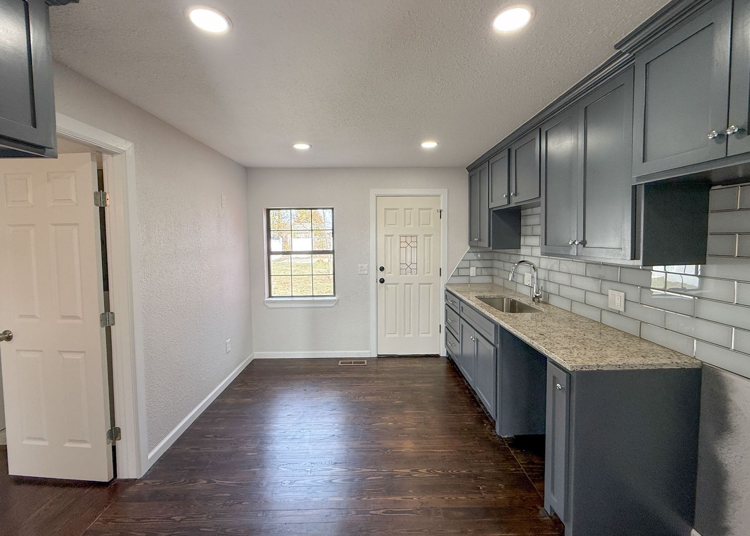 Norman House: 203 W Dale St