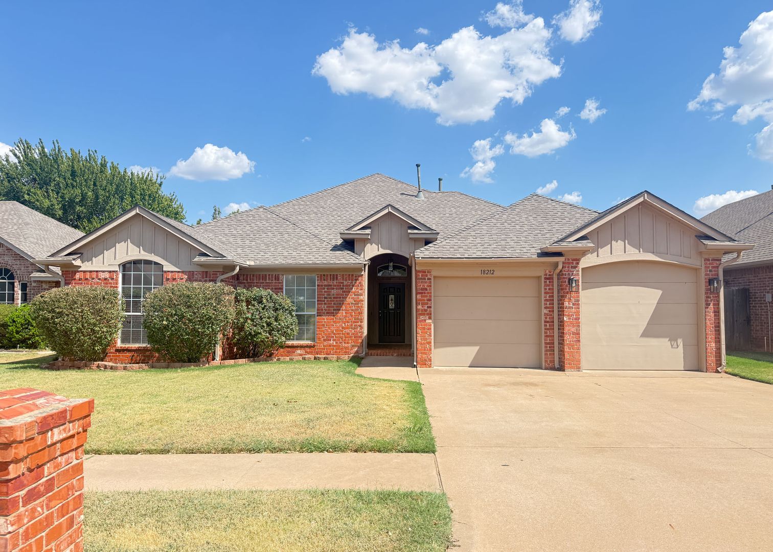 Edmond House: 18212 Willow Oak Lane