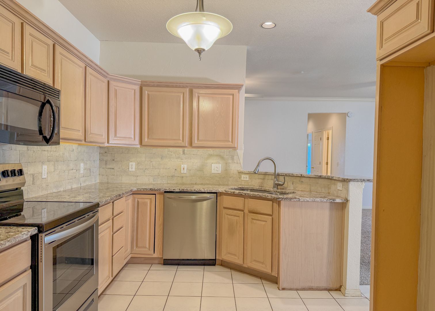 Edmond House: 1928 NW 157th Street