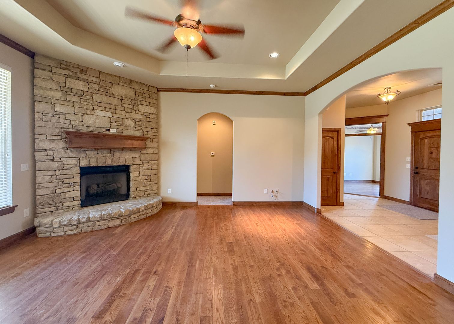 Edmond House: 14009 Canterbury Dr