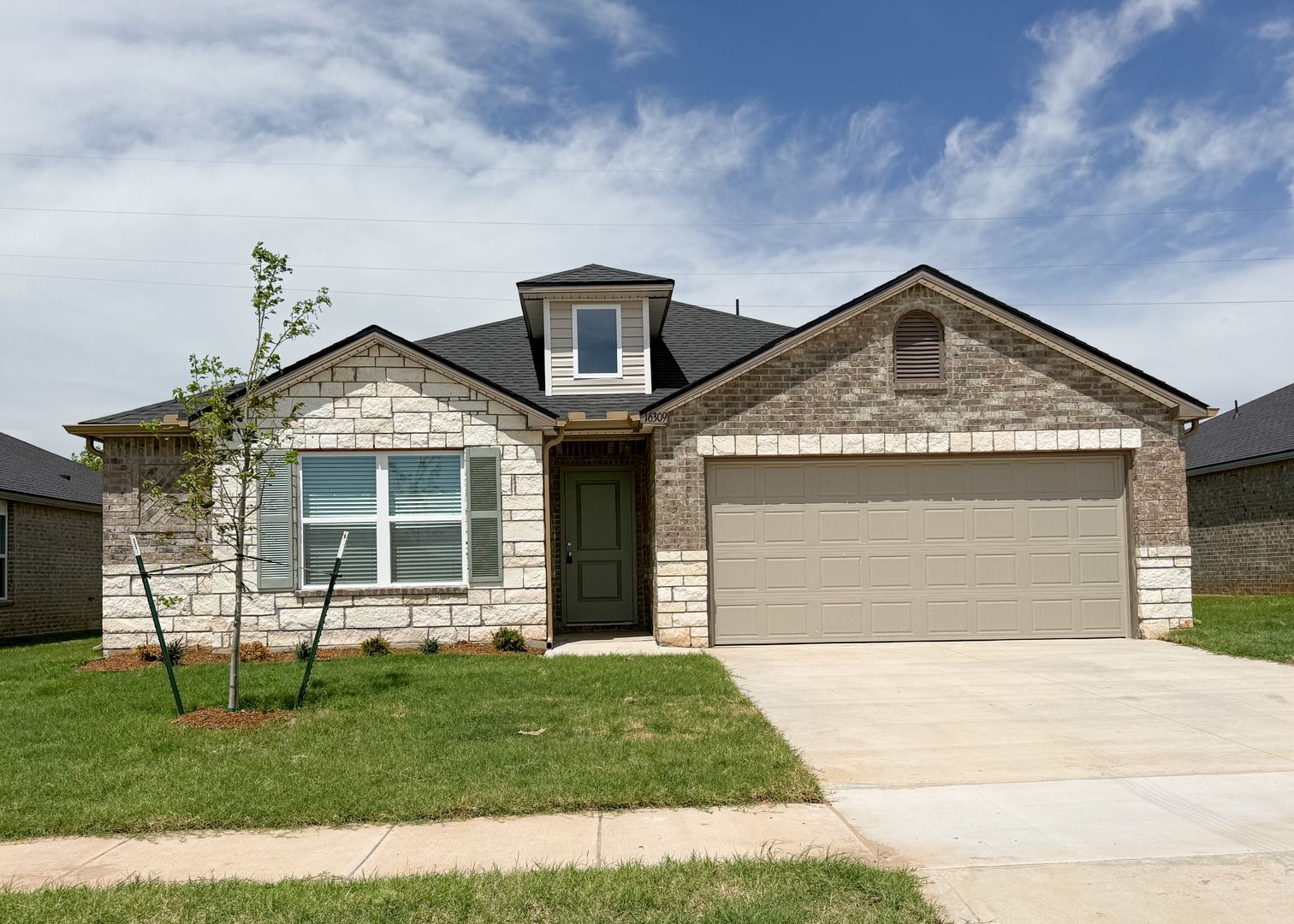 Piedmont House: 16309 Harvester Dr