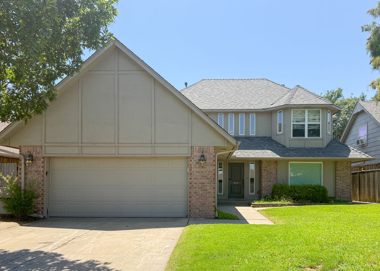 Oklahoma City House: 16 SW 148th ST