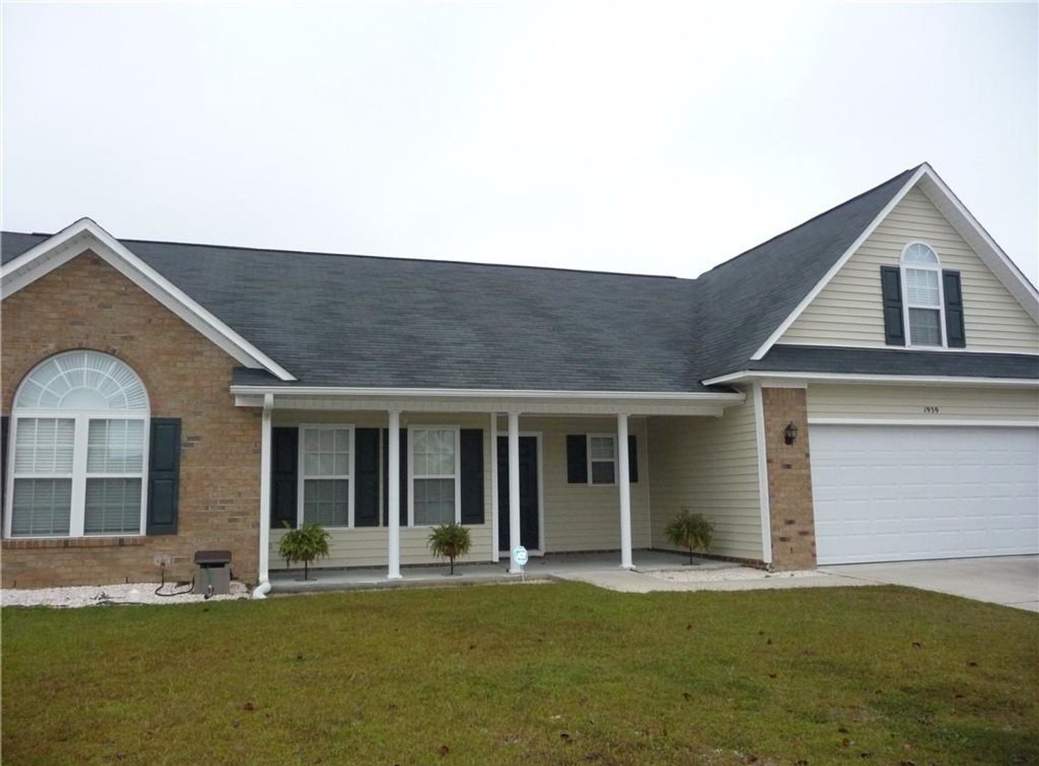 Fayetteville House: 1939 Jenny Road