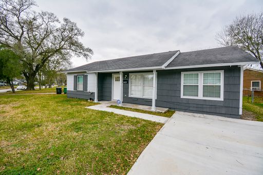 Remodeled 3 bedroom in Scott Terrace – photo 1