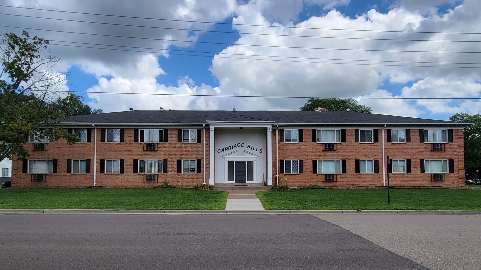 Menomonie Apartment: 1710 & 1712 W 5th Street