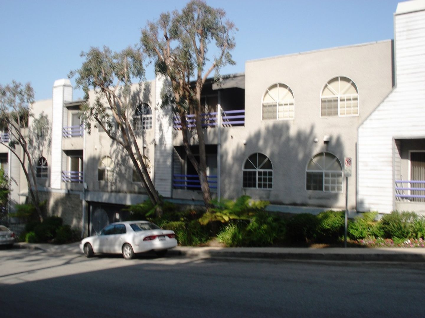 Glendale Apartment: 1617 Calle Vaquero