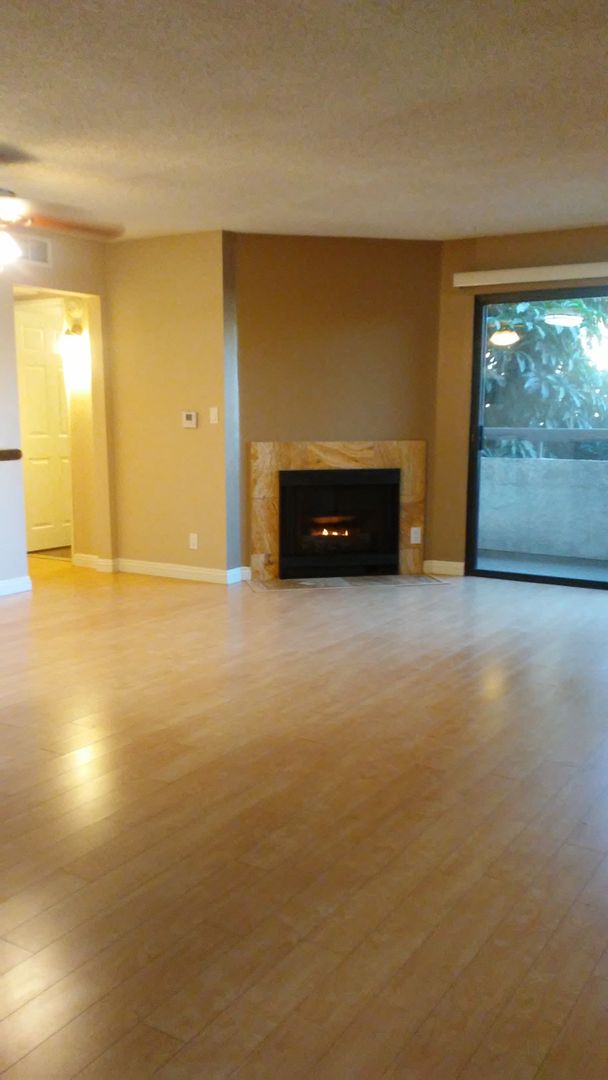 North Hollywood Apartment: 11270 Otsego St.