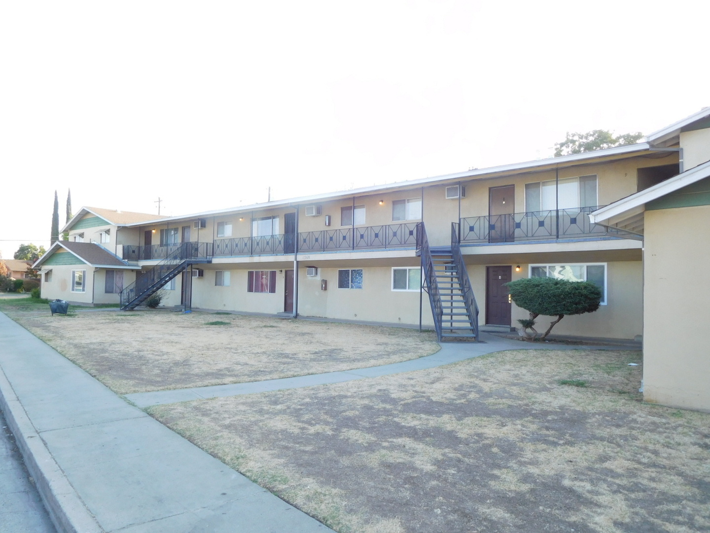 Merced Apartment: Ellen Court