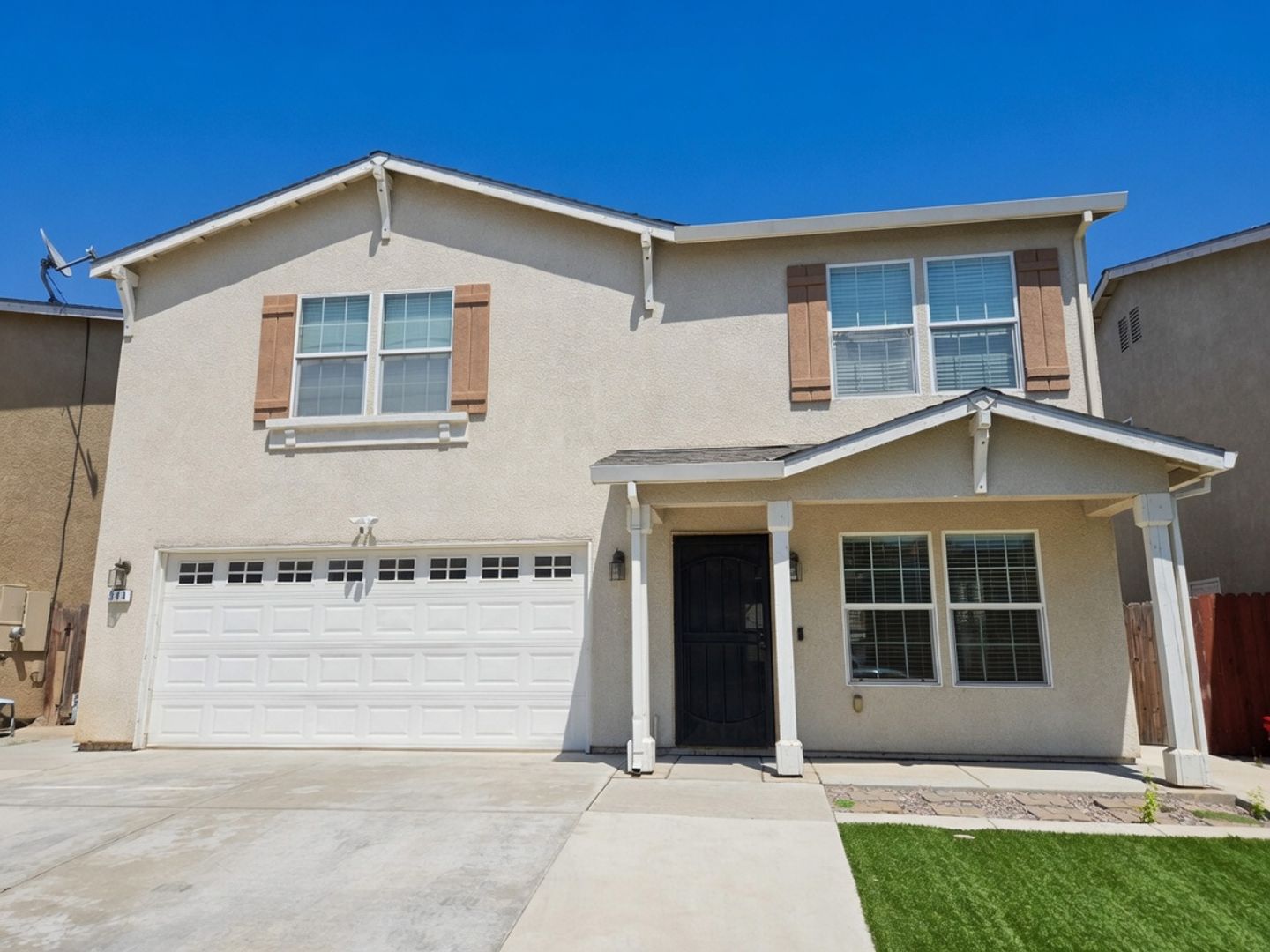Merced House: 344 Citadel Avenue