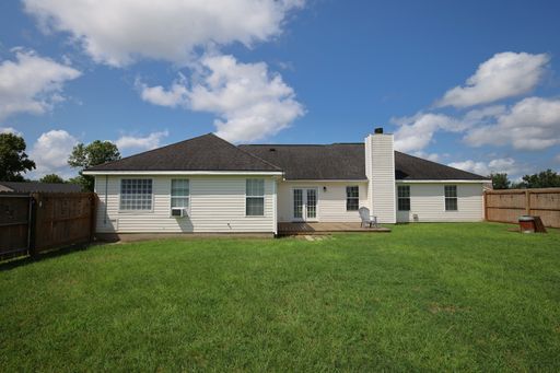 Listing photo thumbnail