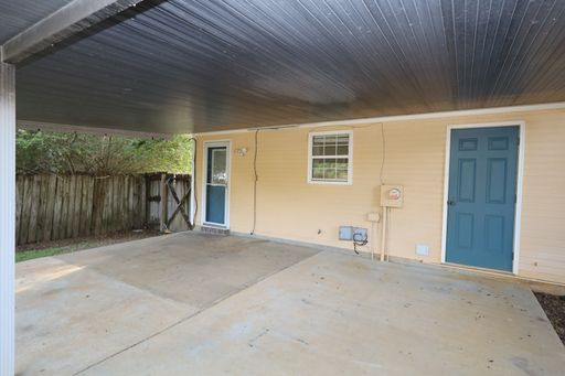 Listing photo thumbnail