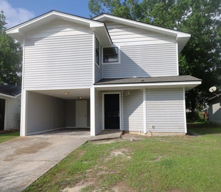 Listing photo thumbnail
