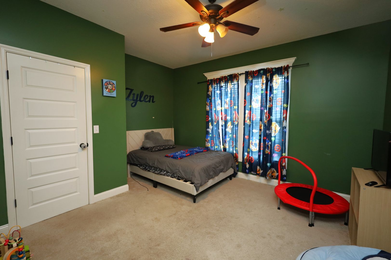 Listing photo