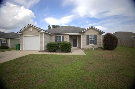 Listing photo thumbnail