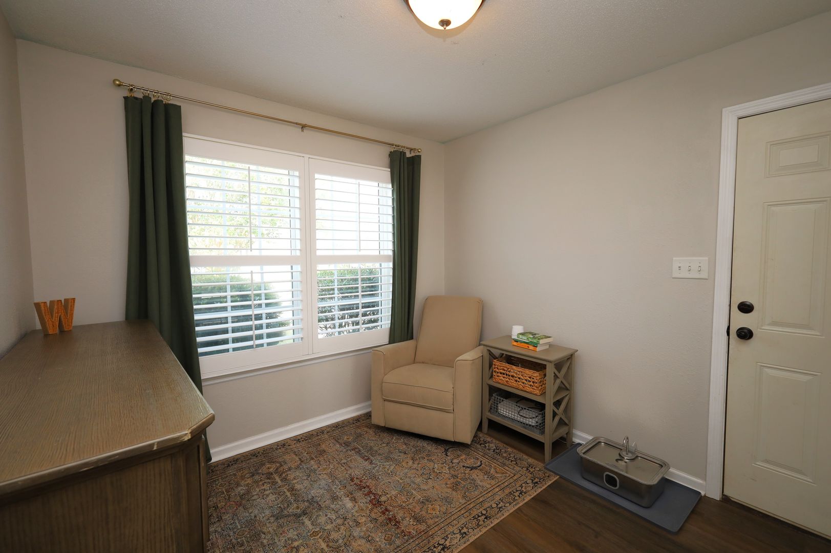 Listing photo