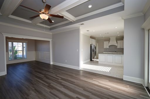Listing photo thumbnail