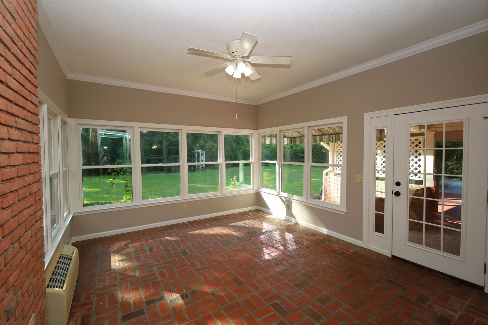 Listing photo